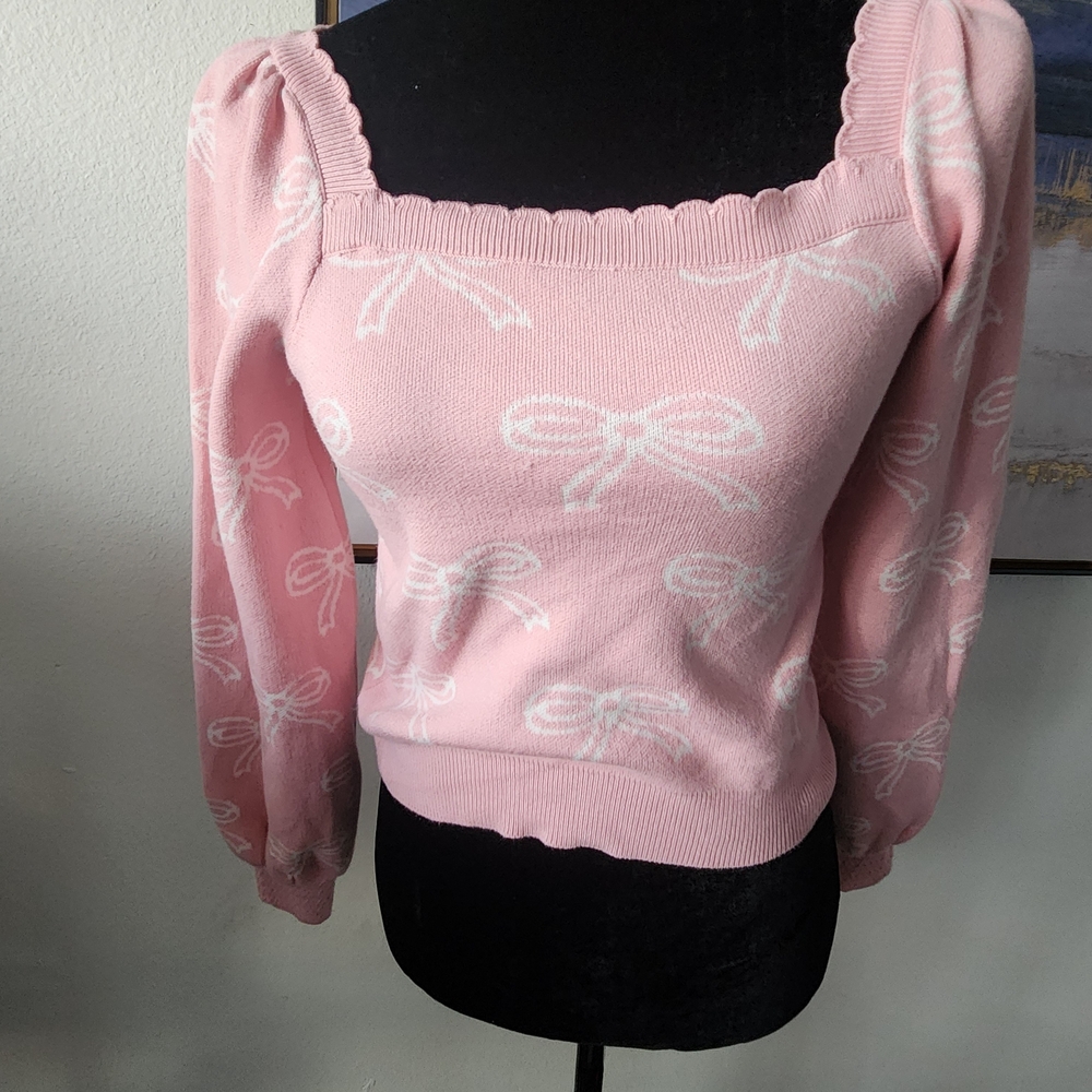 Willow & Wind Balloon Sleeve crop sweater top, M, Floral Square Scalloped Neck